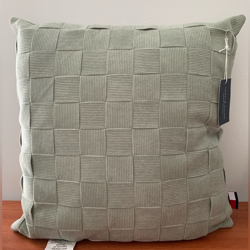 Tommy Hilfiger Decorative Pillow 20”x20”Corduroy Basketweave NWT